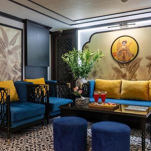 Golden Legend Diamond Hotel